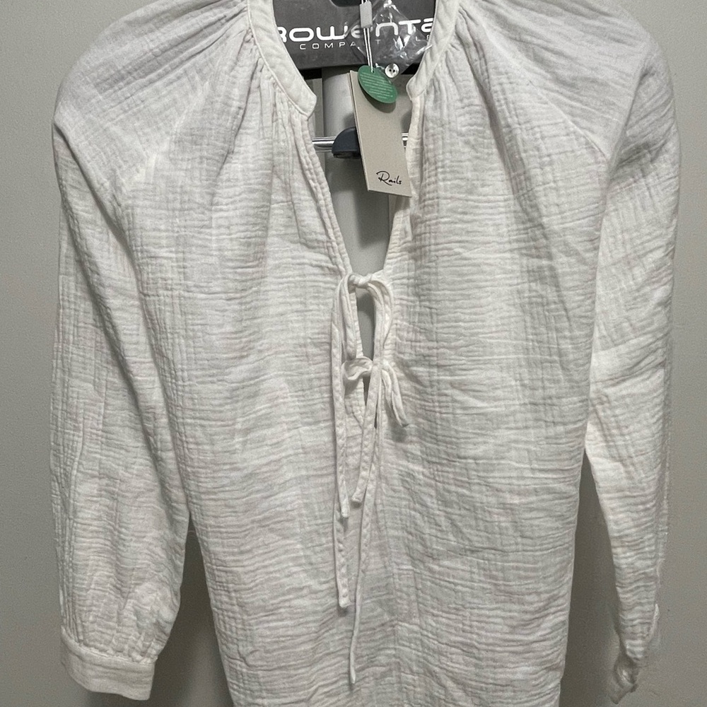 Rails White Brielle Lightweight Shirt  with Tie-Front Design XS